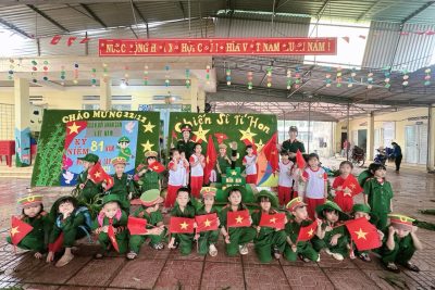 Hoạt động trải nghiệm ‘Chiến sỹ tý hon”